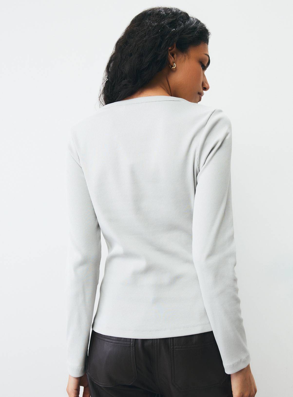 Light Grey Long Sleeve Ribbed Top XL - Image 4